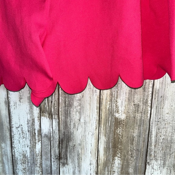 ASOS Pink Scalloped Bottom Shorts - Picture 2 of 5